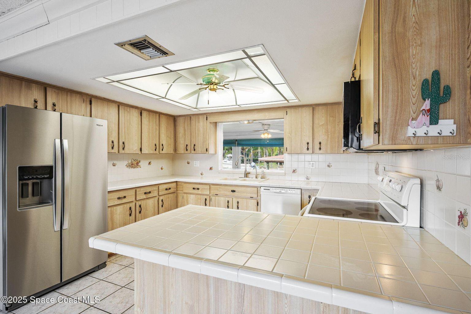 Image 24 of 70 For 1355 Scorpious Court