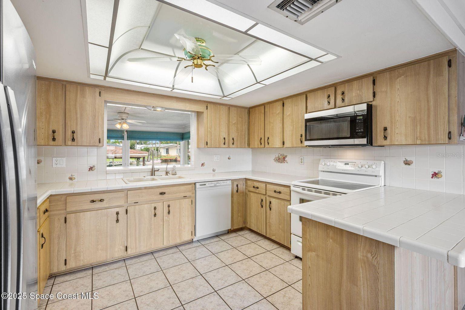 Image 26 of 70 For 1355 Scorpious Court