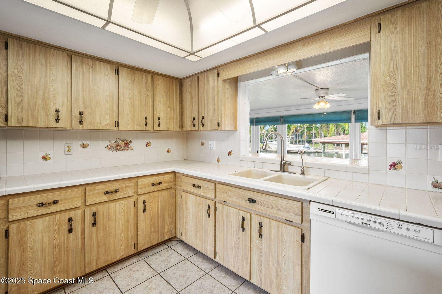 Image 30 of 70 For 1355 Scorpious Court