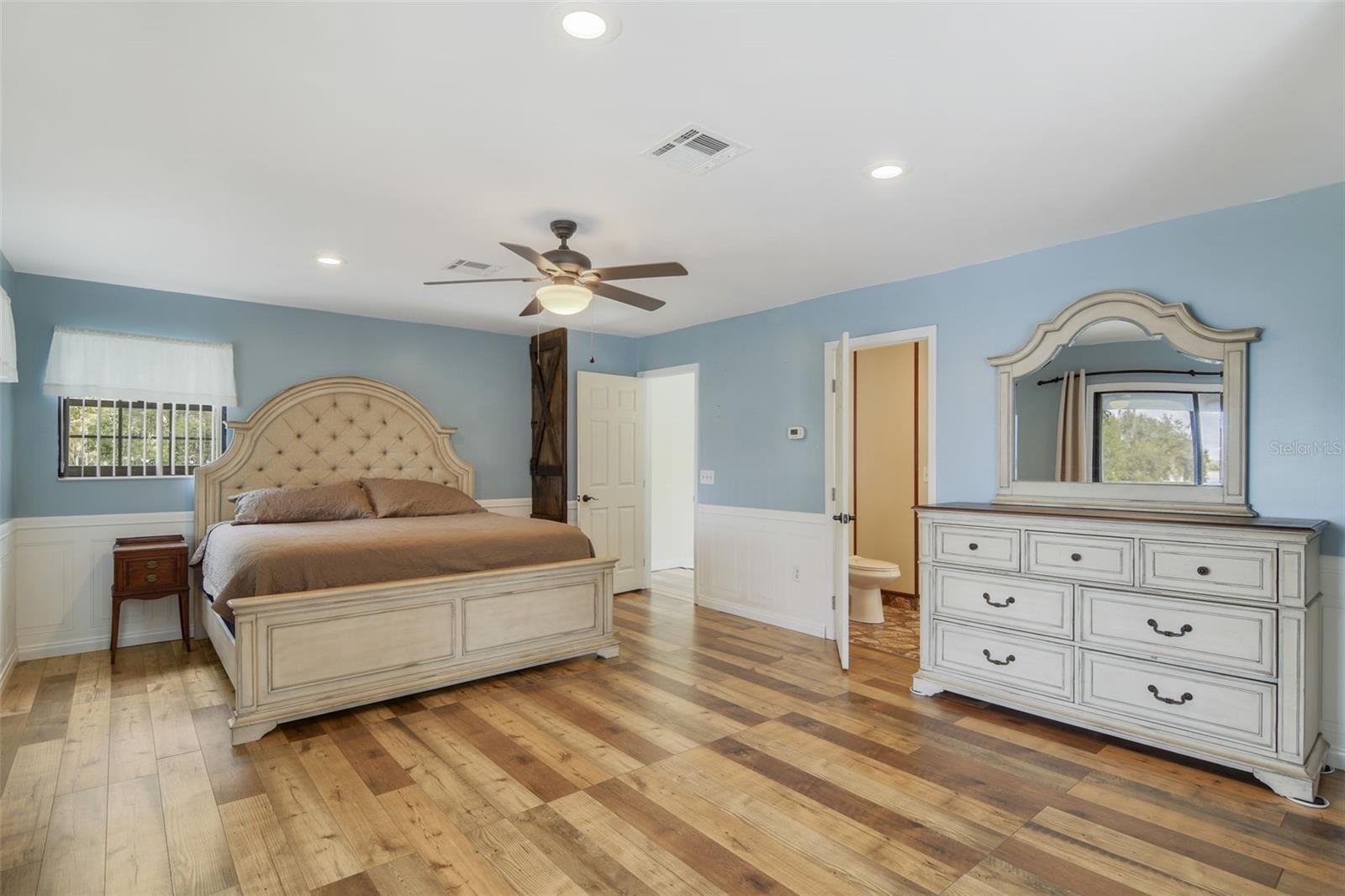 Image 13 of 30 For 4981 180th Terrace