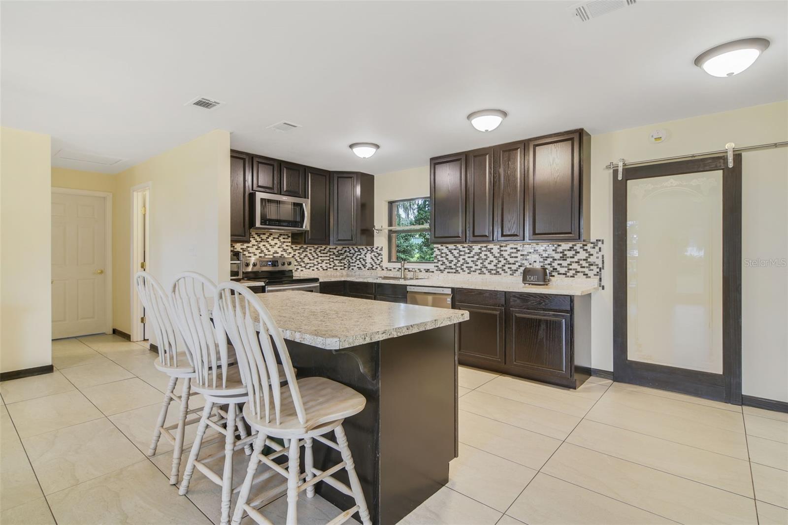 Image 6 of 30 For 4981 180th Terrace