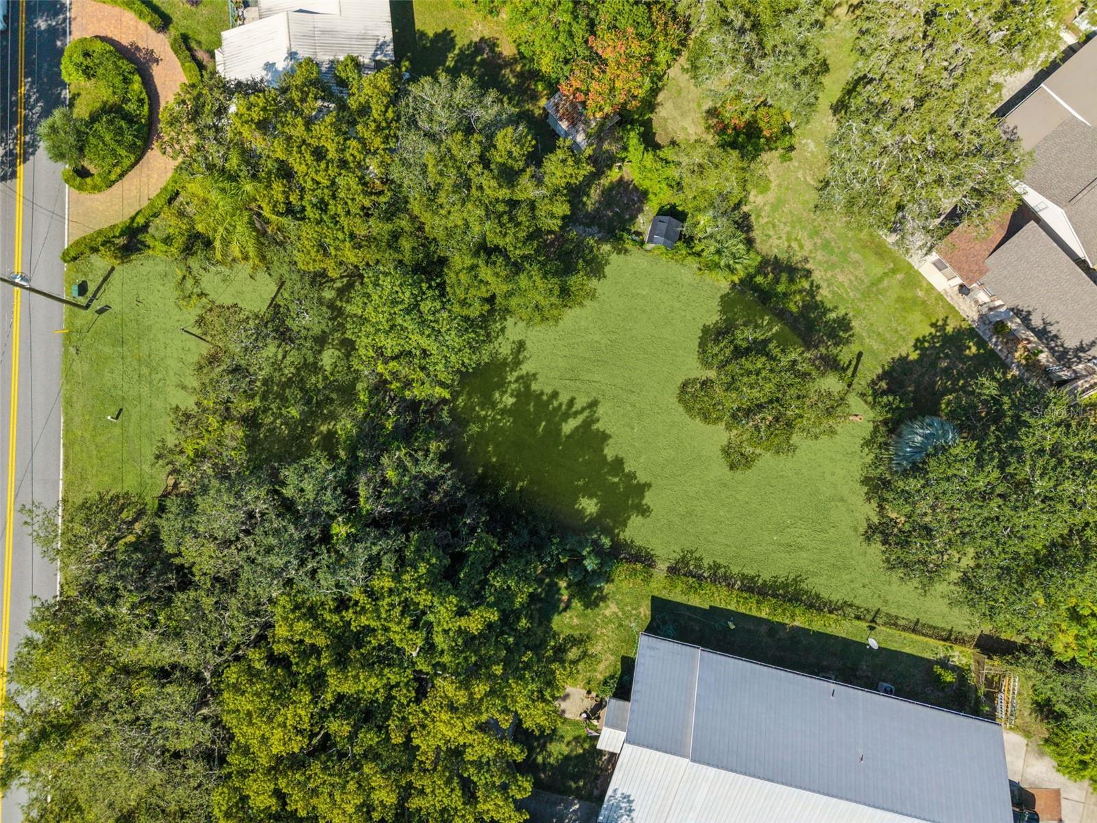 Image 17 of 27 For Lake Louisa Road