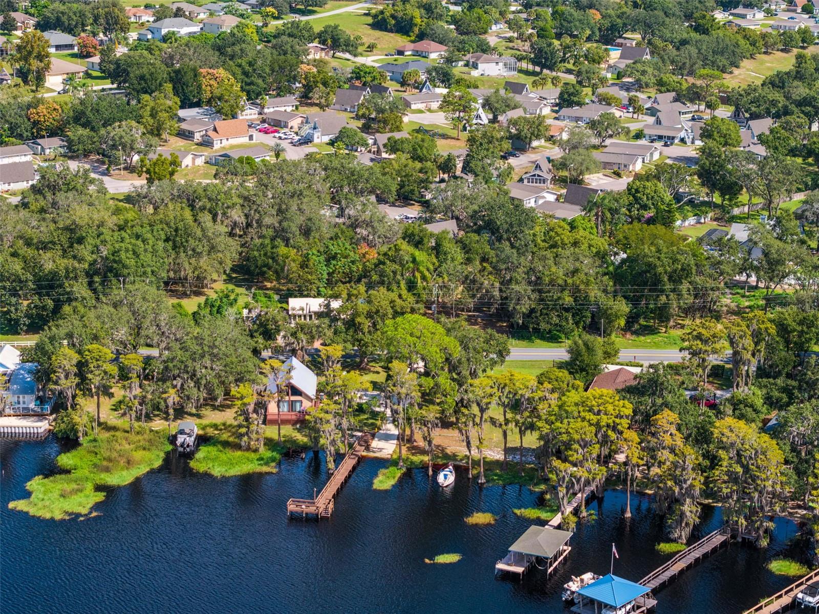 Image 24 of 27 For Lake Louisa Road