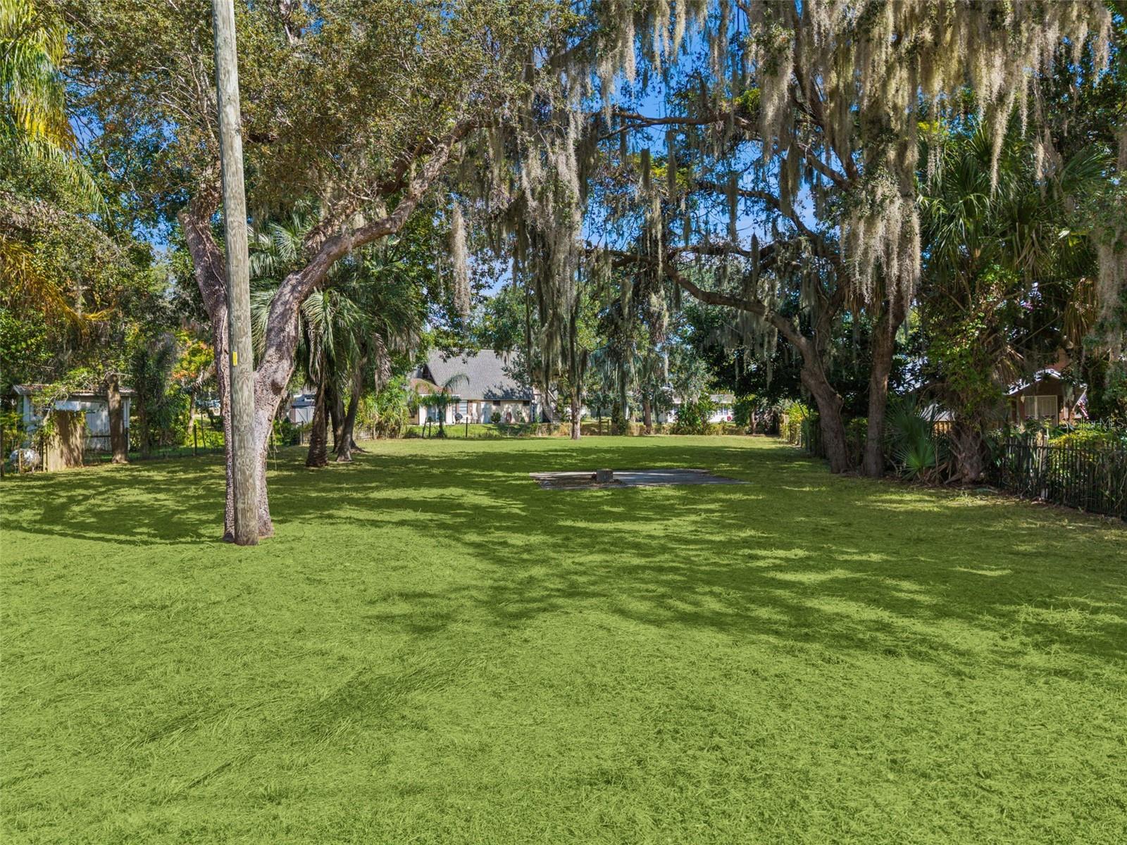 Image 8 of 27 For Lake Louisa Road