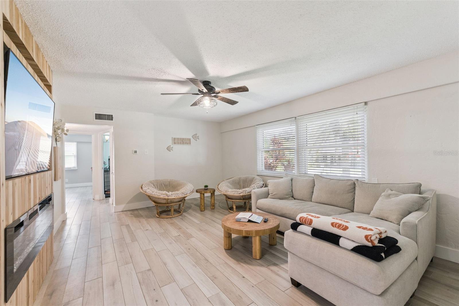 Image 12 of 54 For 3603 Surfside Terrace