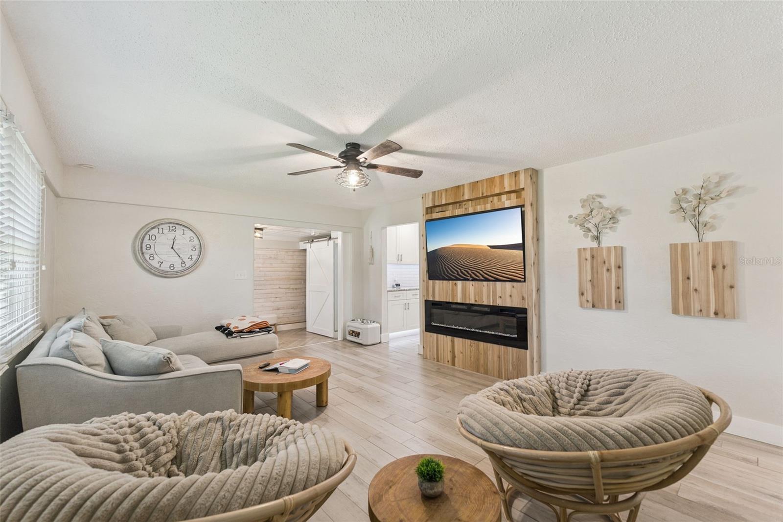 Image 13 of 54 For 3603 Surfside Terrace