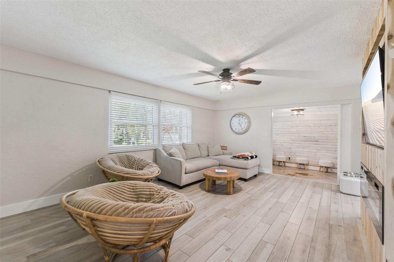 Image 14 of 54 For 3603 Surfside Terrace