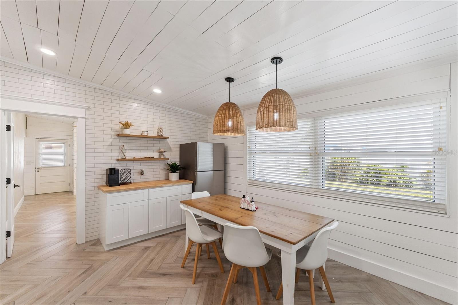 Image 16 of 54 For 3603 Surfside Terrace