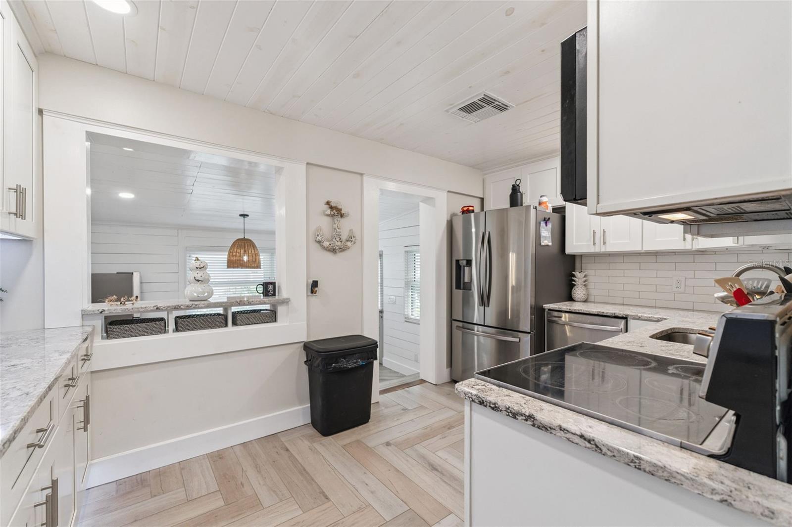 Image 20 of 54 For 3603 Surfside Terrace