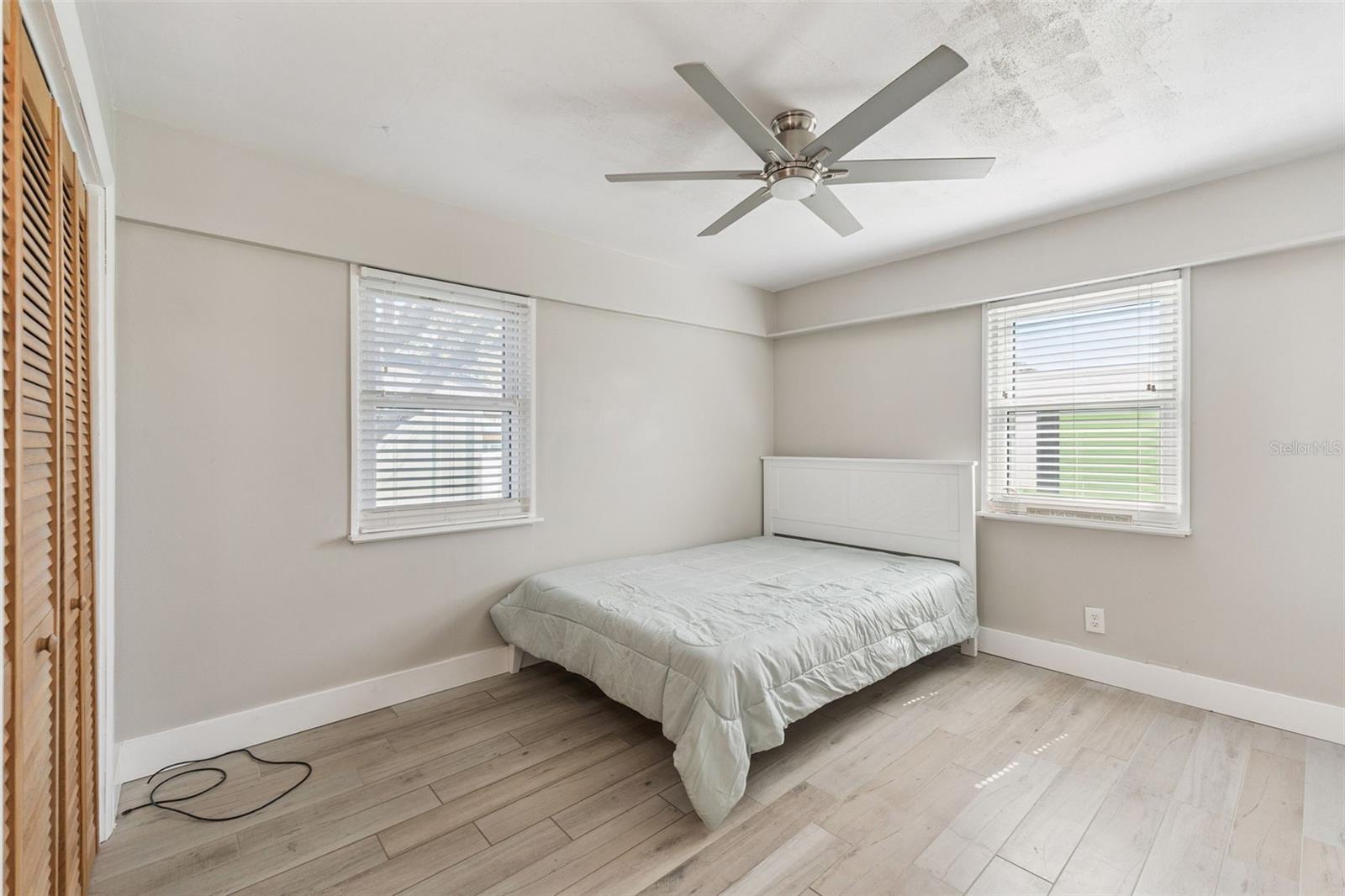 Image 28 of 54 For 3603 Surfside Terrace