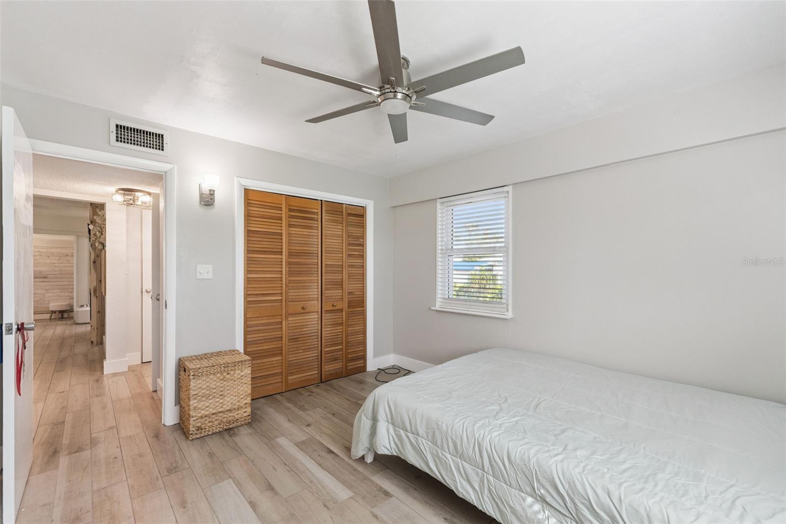 Image 29 of 54 For 3603 Surfside Terrace