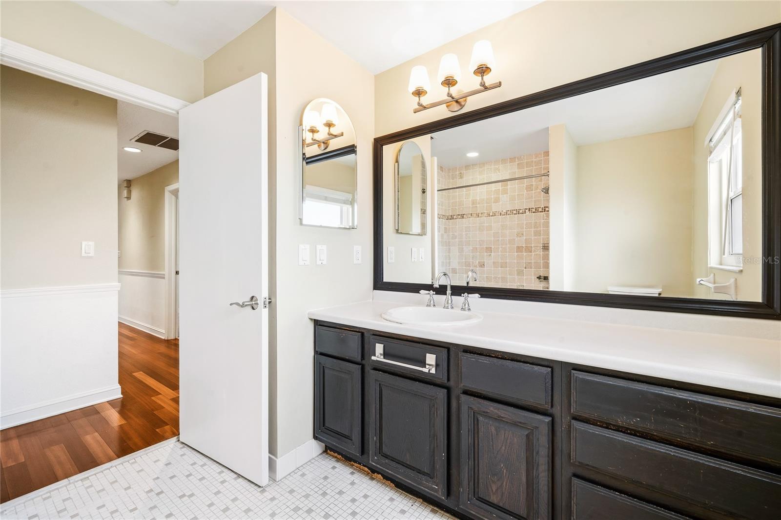 Image 9 of 14 For 4317 Stonewall Drive