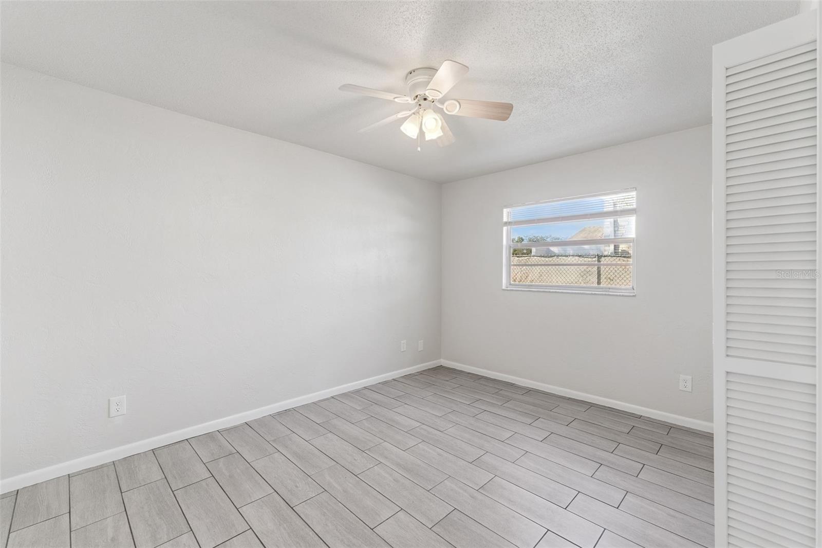 Image 18 of 35 For 1652 Paradise Lane