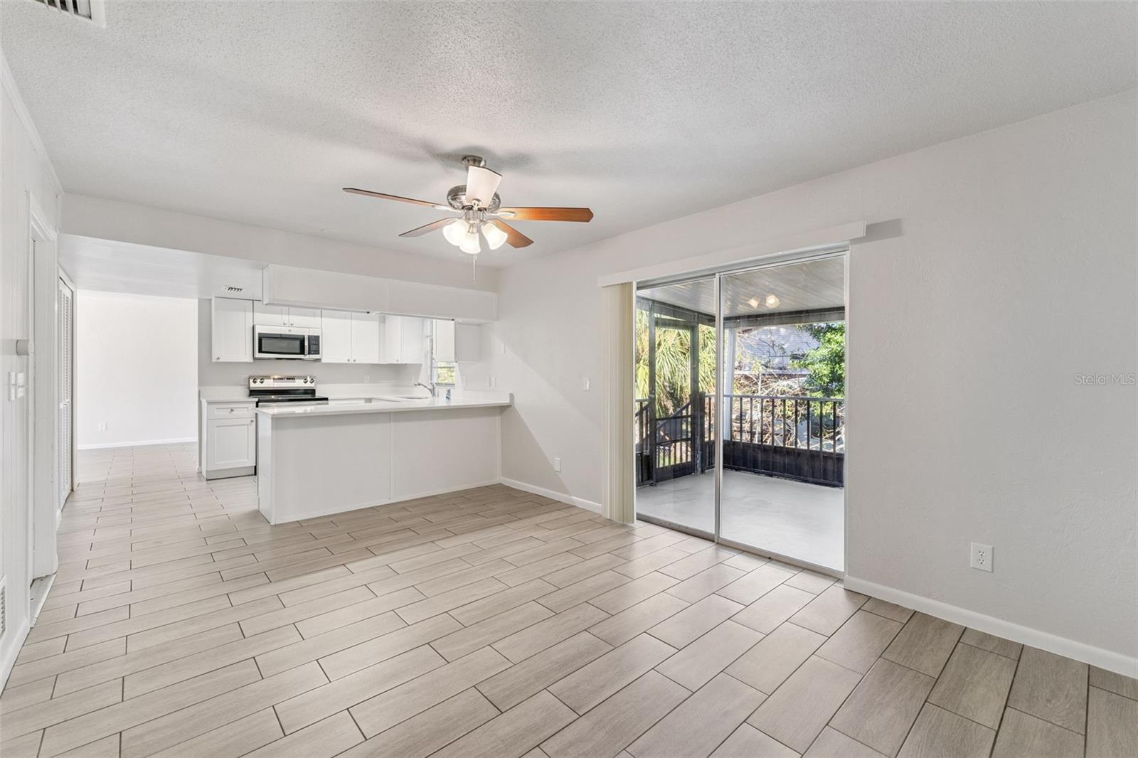 Image 25 of 35 For 1652 Paradise Lane