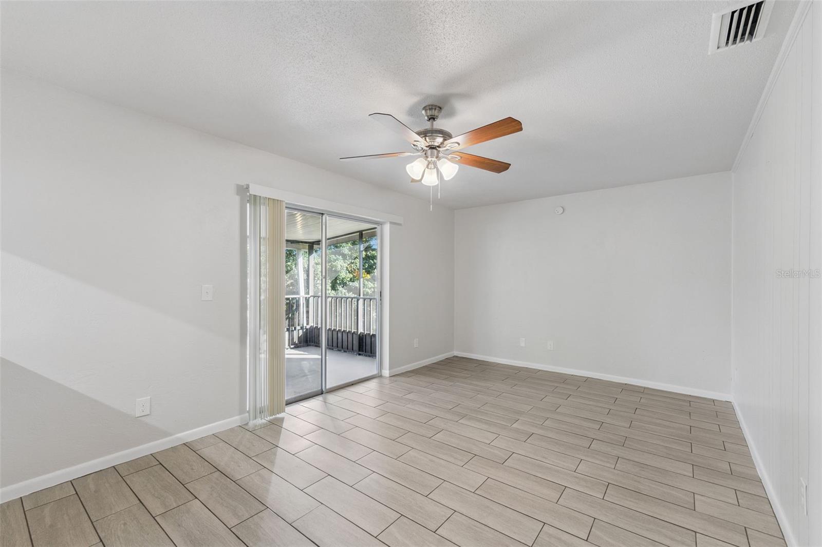 Image 34 of 35 For 1652 Paradise Lane