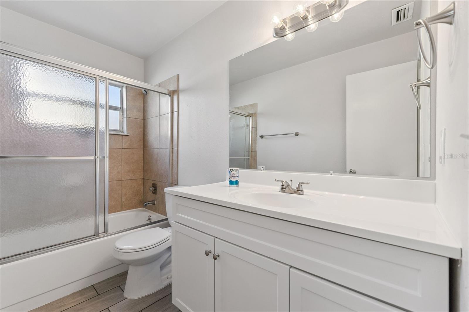 Image 35 of 35 For 1652 Paradise Lane