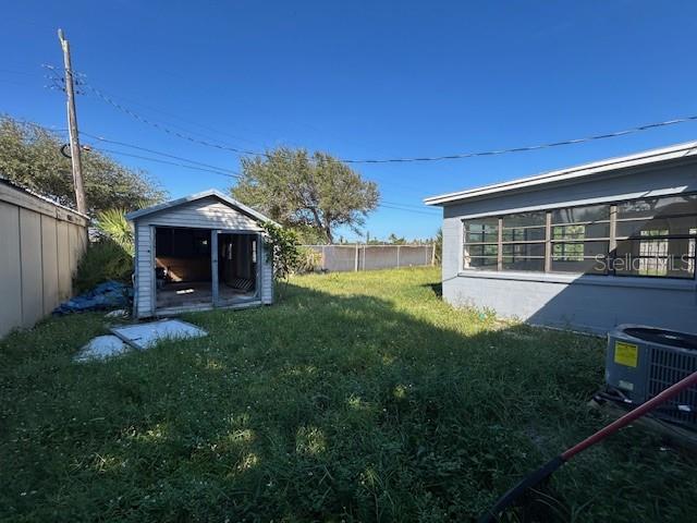 Image 40 of 40 For 329 W Arlington St Street