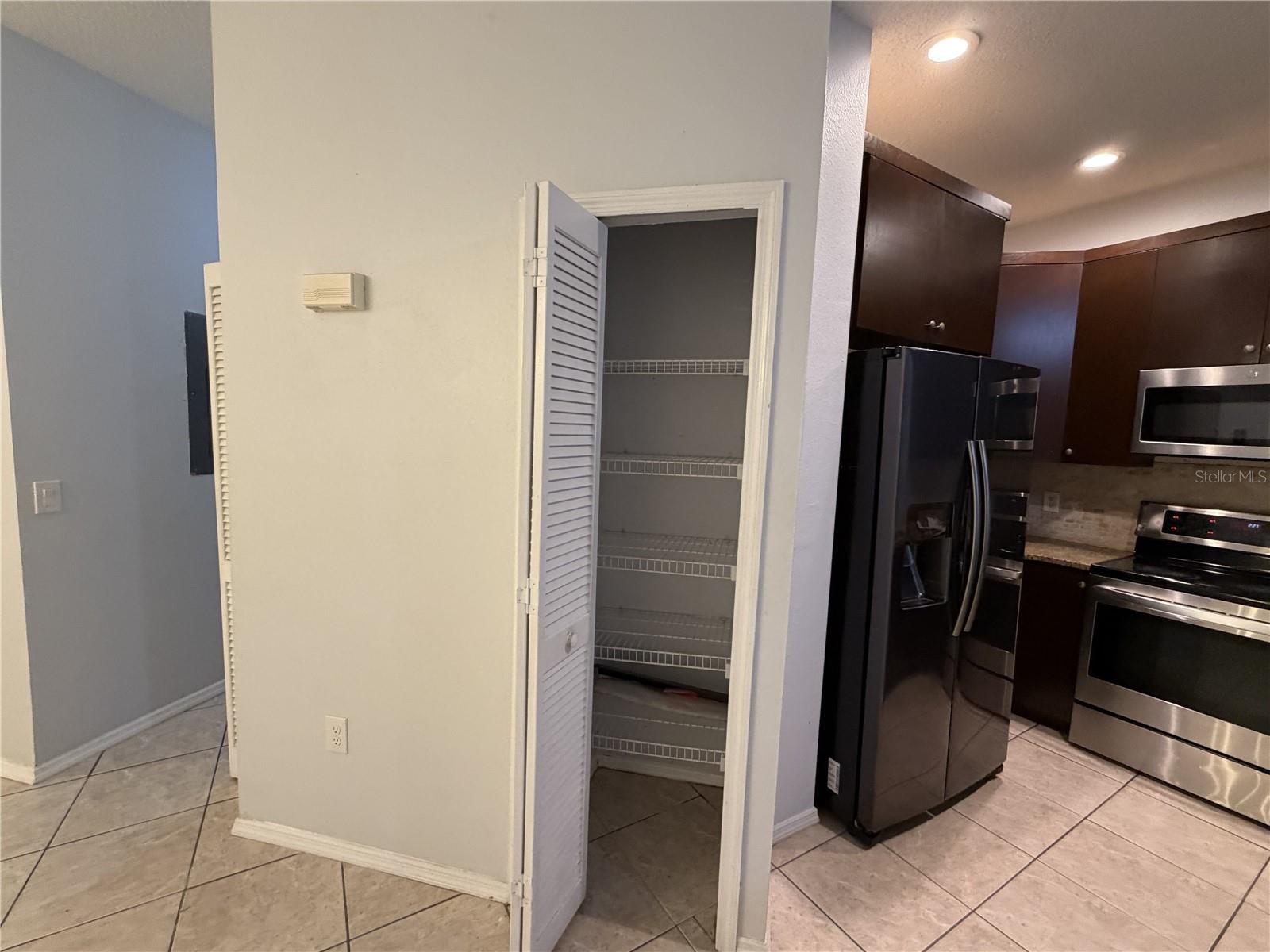 Image 4 of 25 For 13140 Summerton Drive