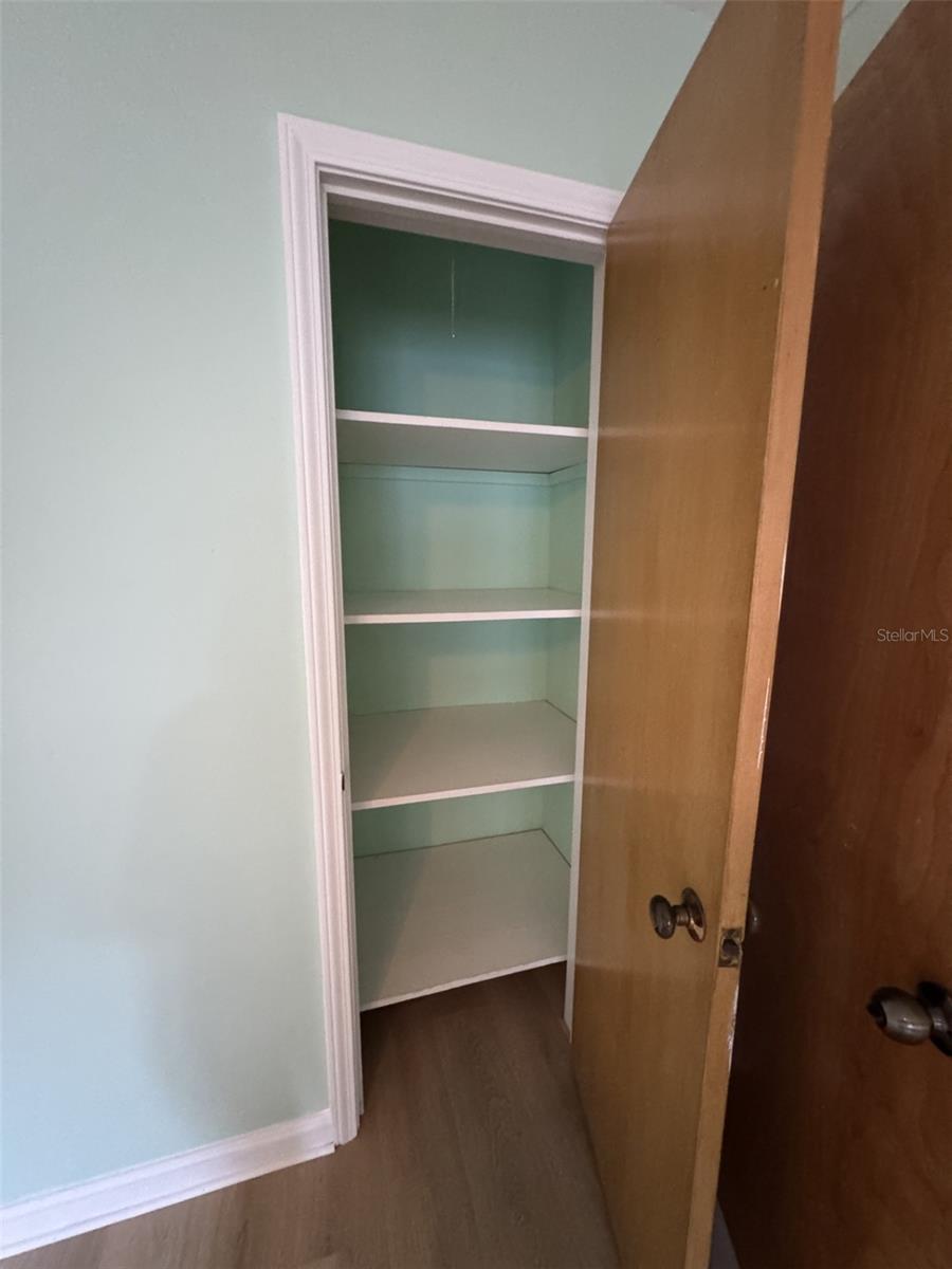 Image 26 of 34 For 518 Oak Lane