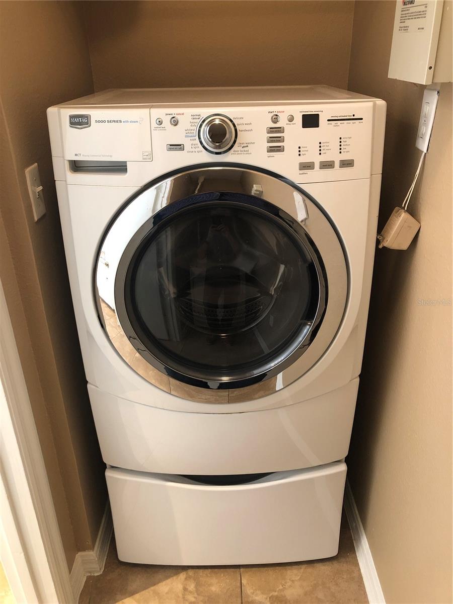 Image 19 of 45 For 5572 Metrowest Boulevard 5-105