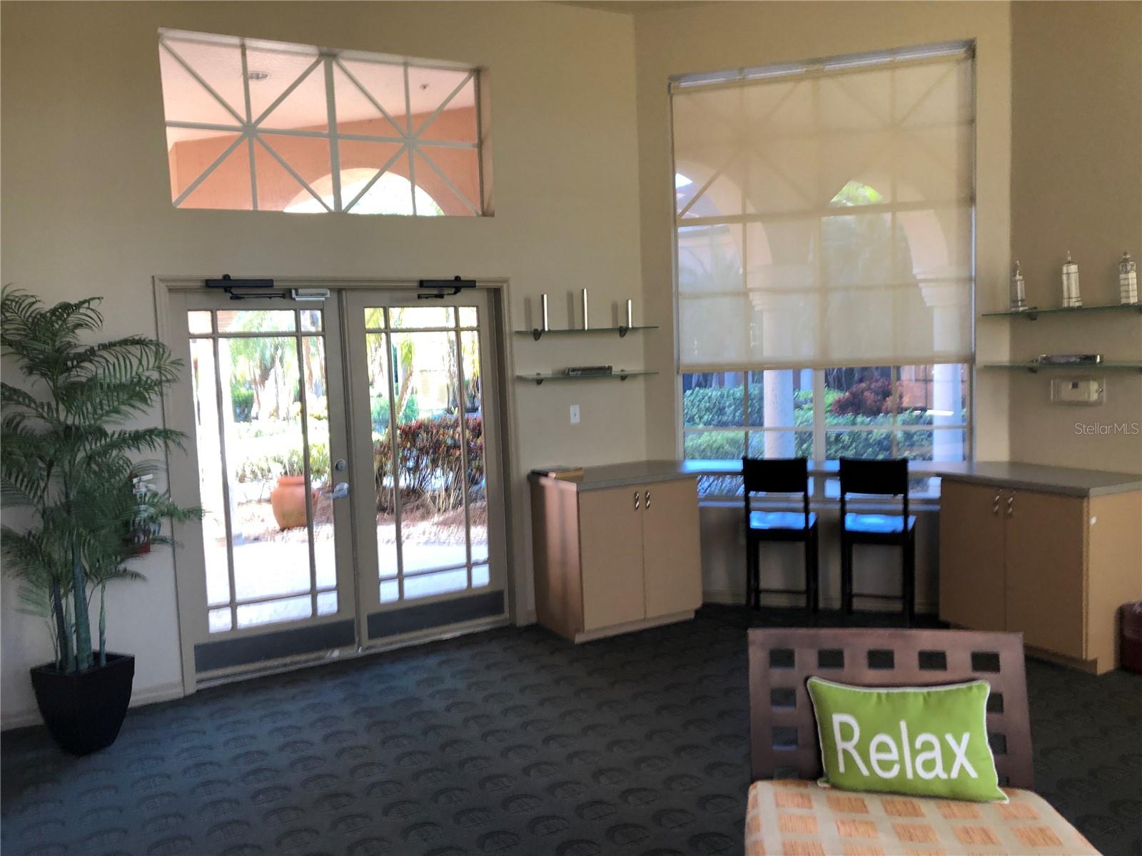 Image 24 of 45 For 5572 Metrowest Boulevard 5-105