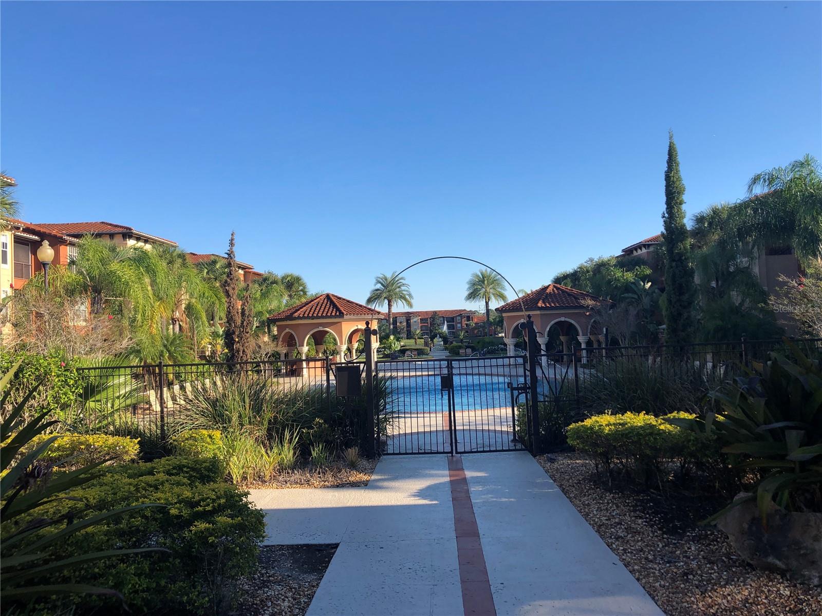 Image 35 of 45 For 5572 Metrowest Boulevard 5-105