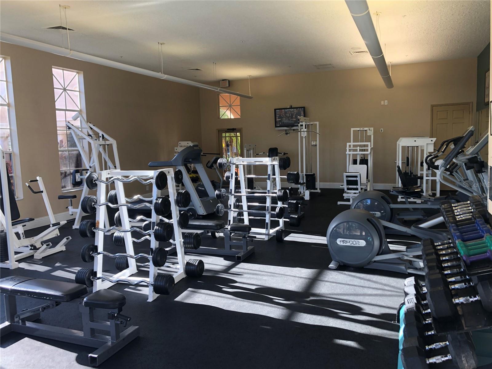 Image 37 of 45 For 5572 Metrowest Boulevard 5-105