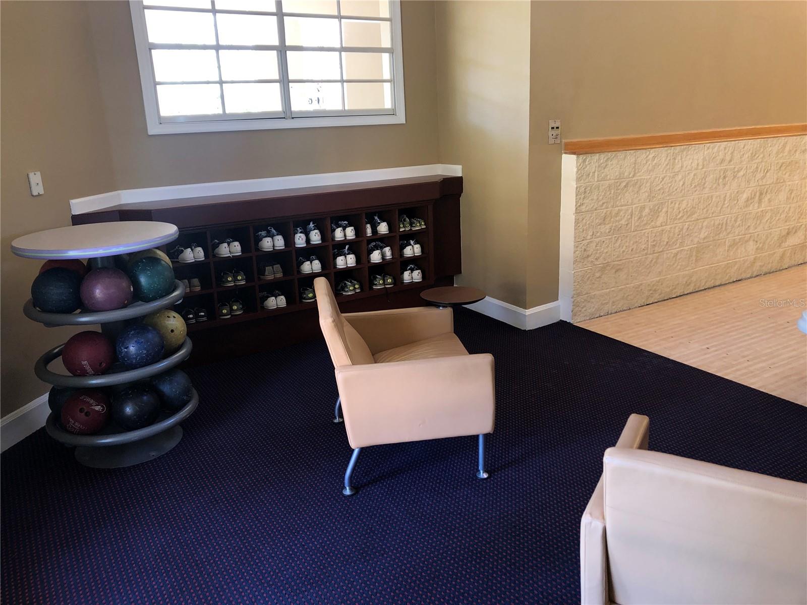 Image 42 of 45 For 5572 Metrowest Boulevard 5-105