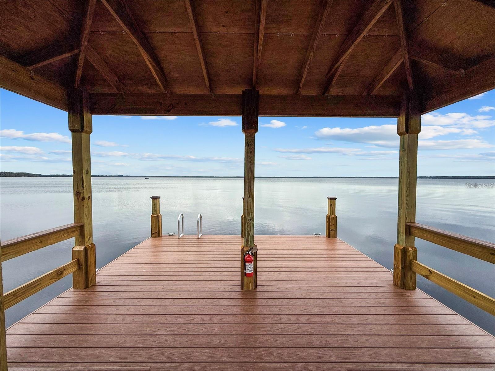 Image 37 of 42 For 13409 Via Roma Circle