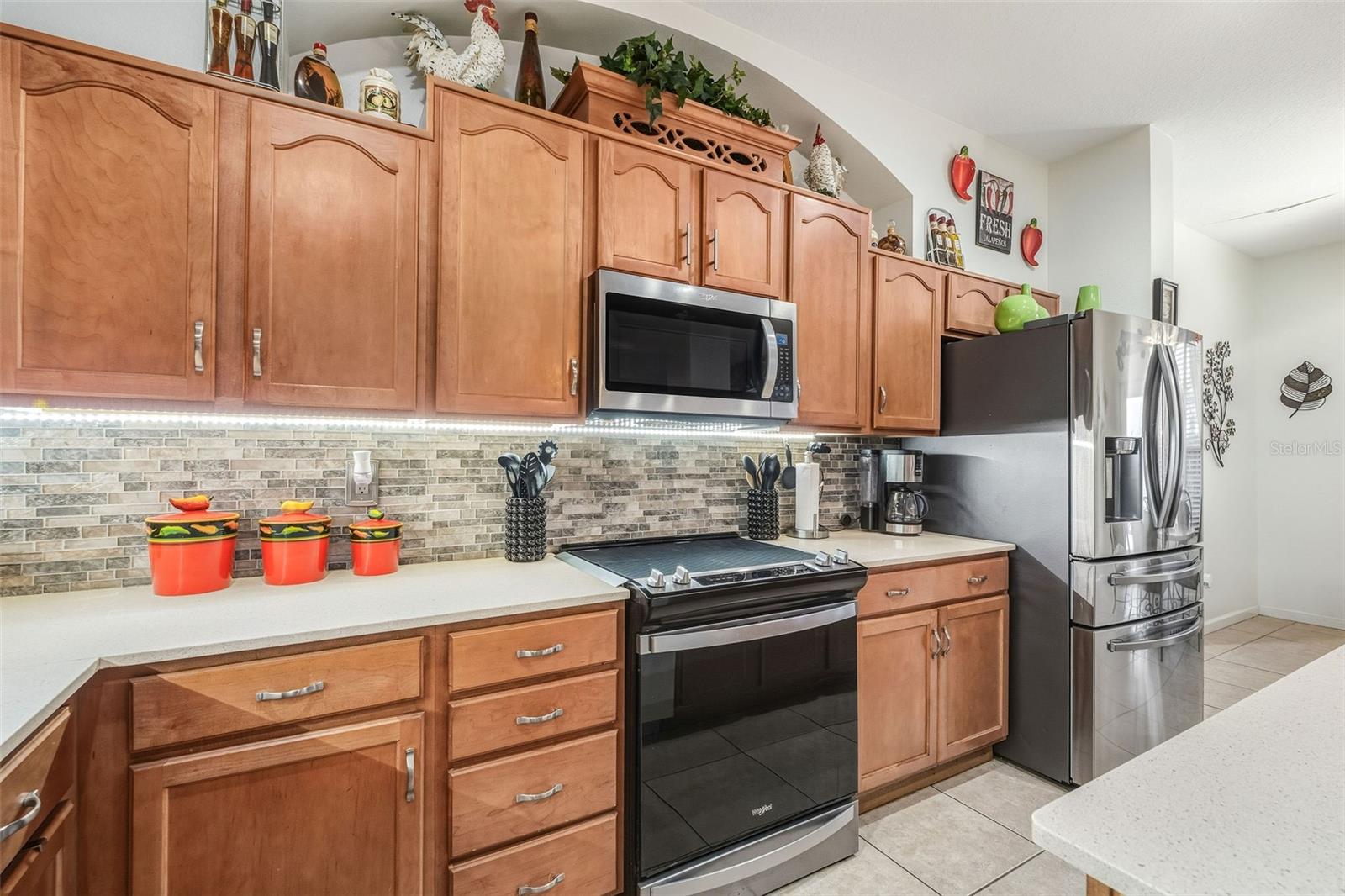 Image 7 of 42 For 13409 Via Roma Circle