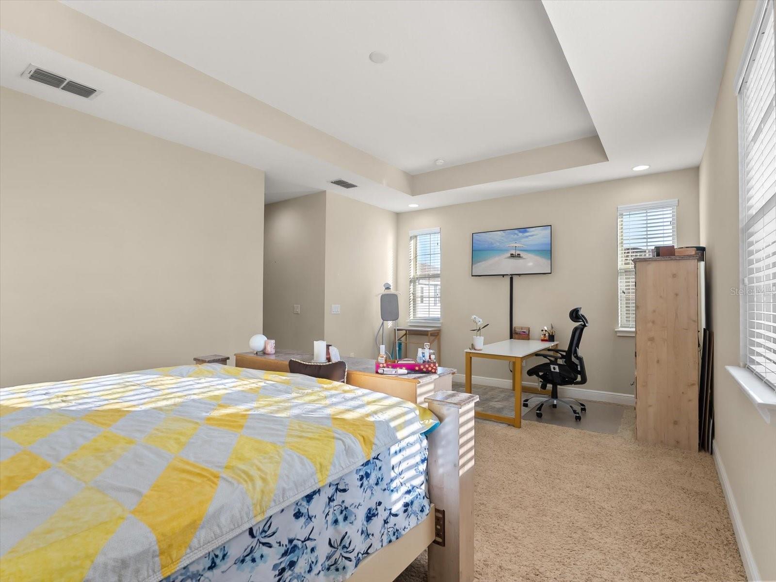 Listing photo id 20 for 14187 Millington Street