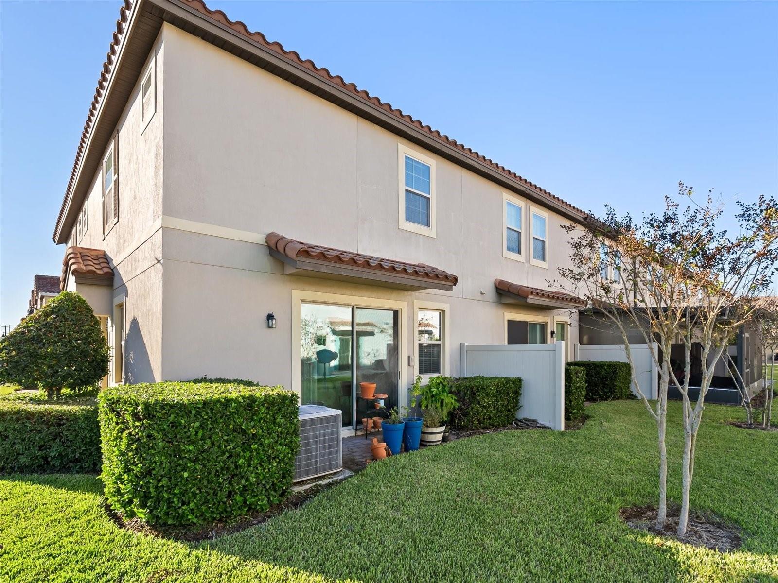 Listing photo id 22 for 14187 Millington Street