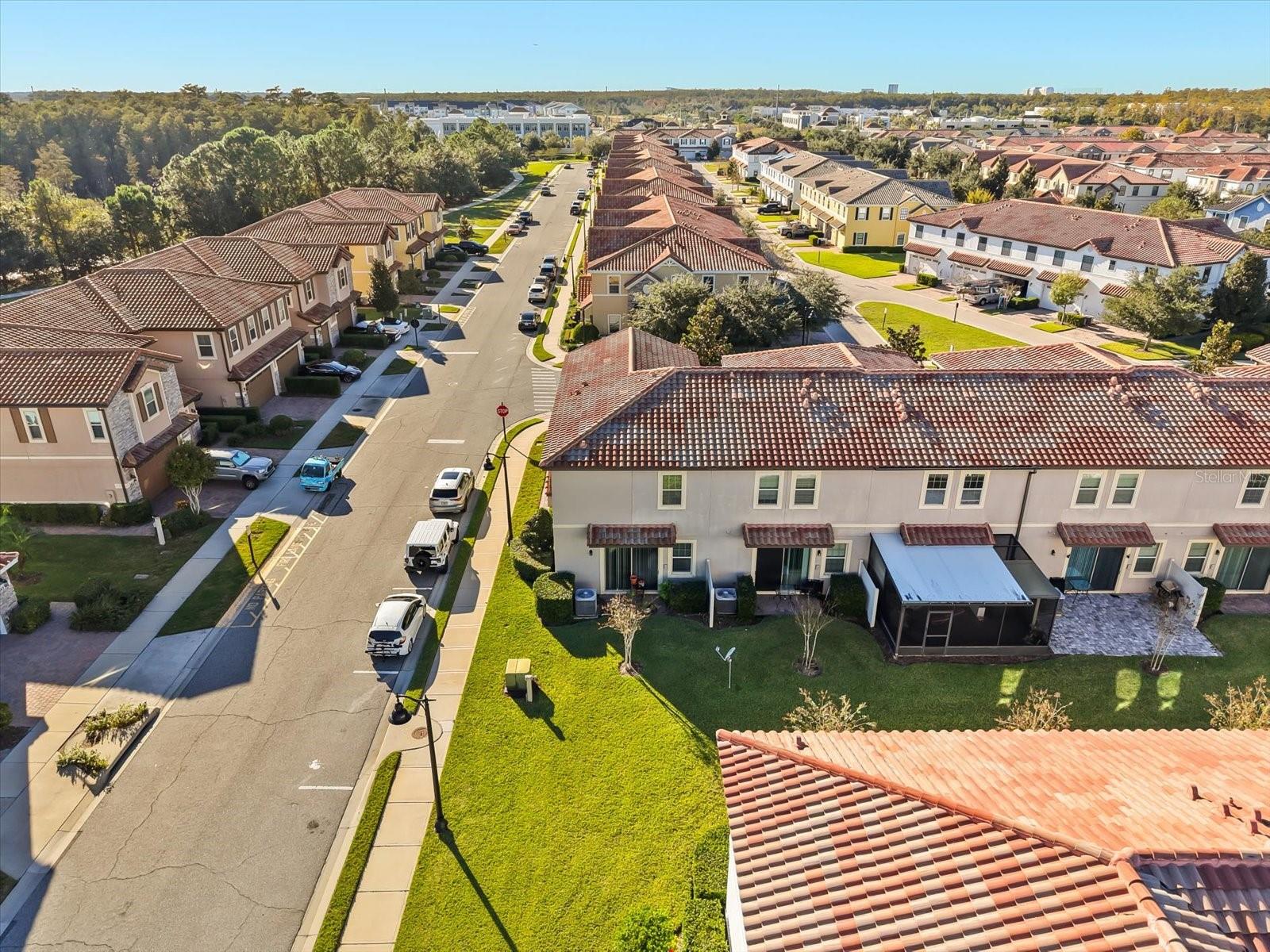 Listing photo id 35 for 14187 Millington Street