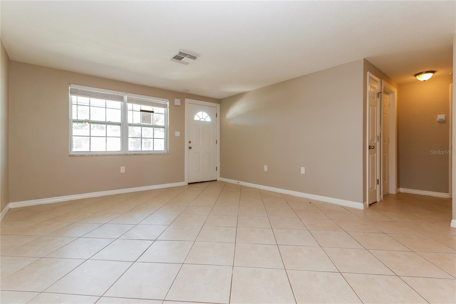 Image 2 of 16 For 3208 Primrose Drive