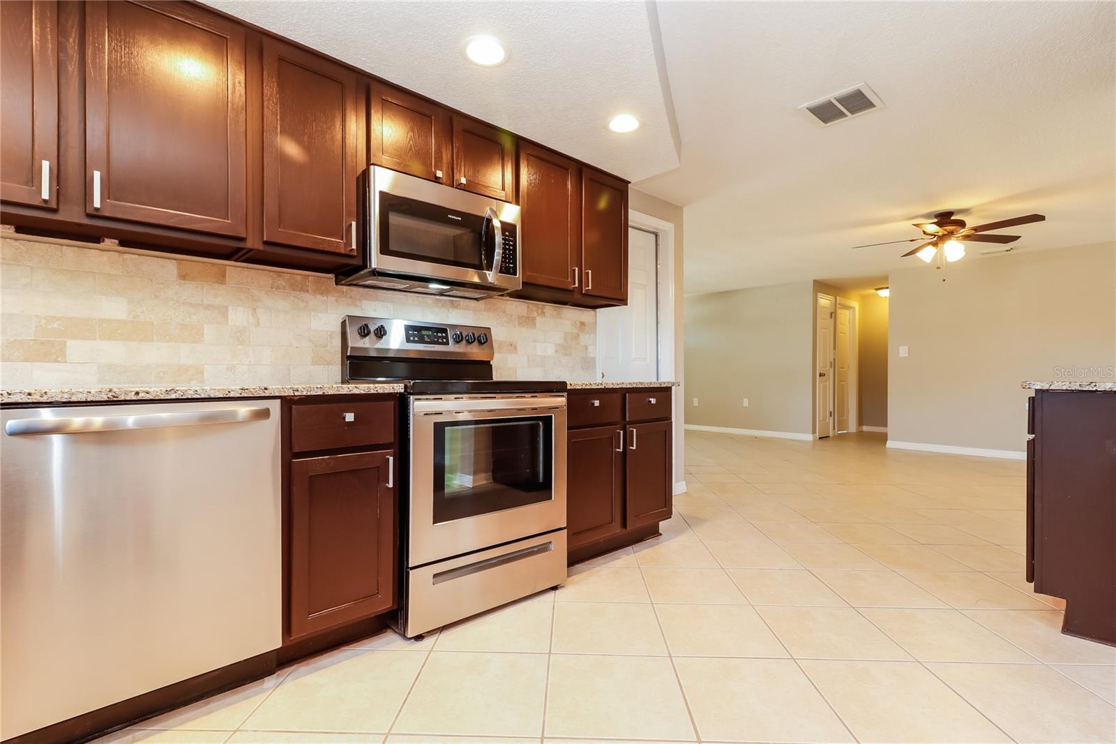 Image 6 of 16 For 3208 Primrose Drive