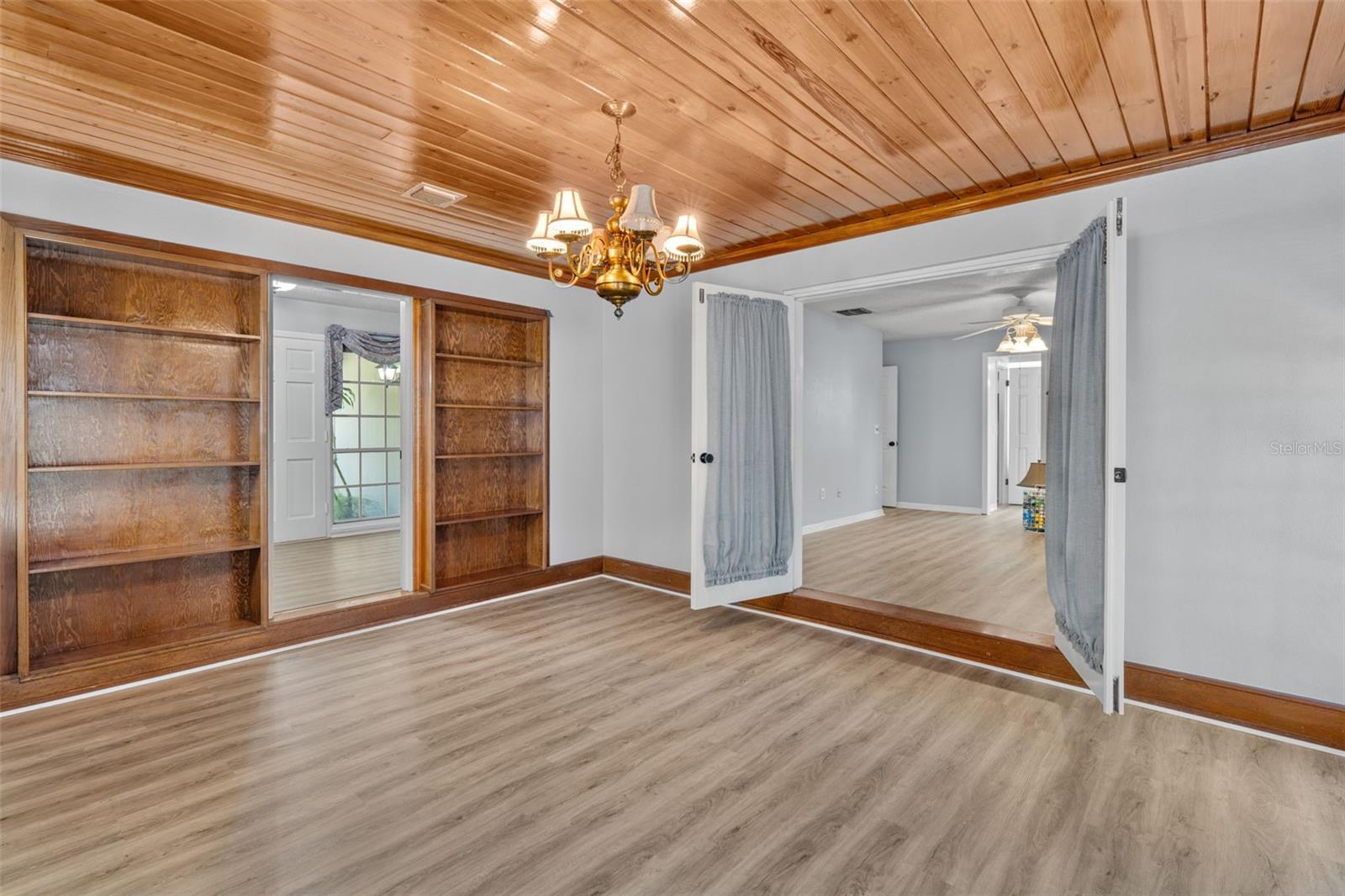 Image 19 of 43 For 700 Chickasaw Trail