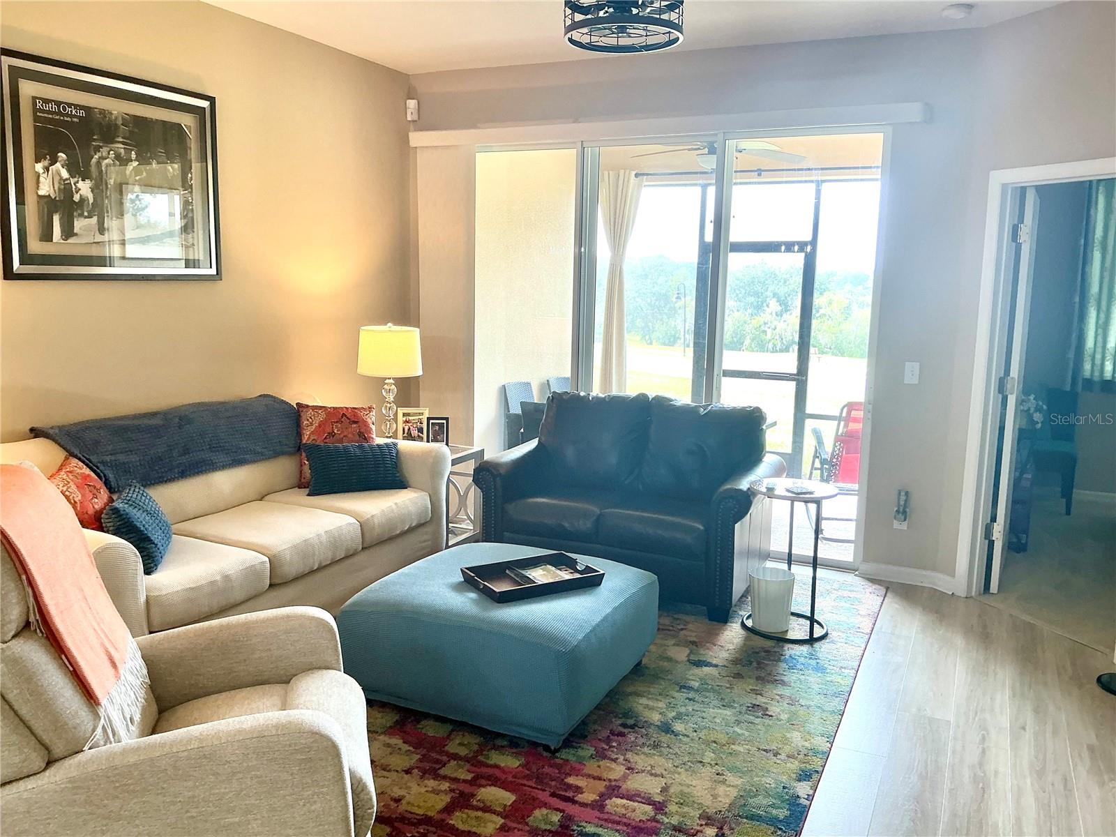 Image 11 of 35 For 22035 Belgian Court