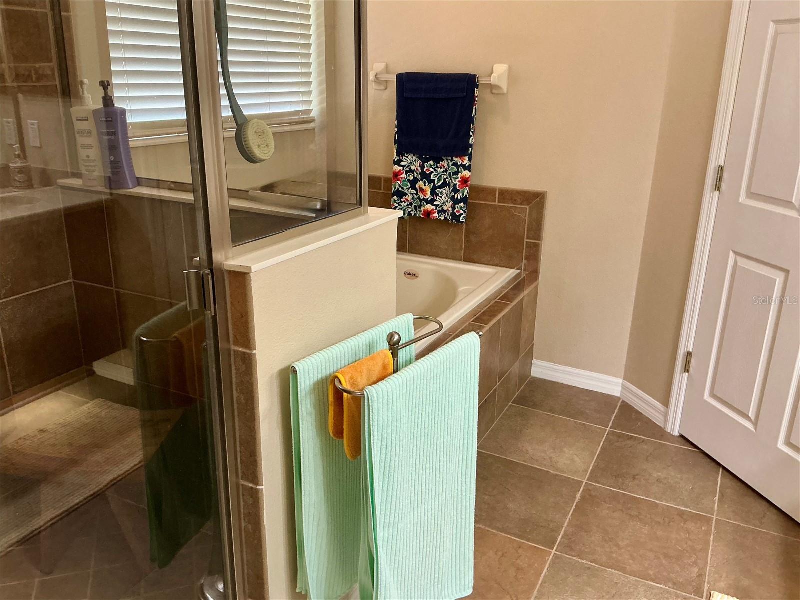 Image 20 of 35 For 22035 Belgian Court