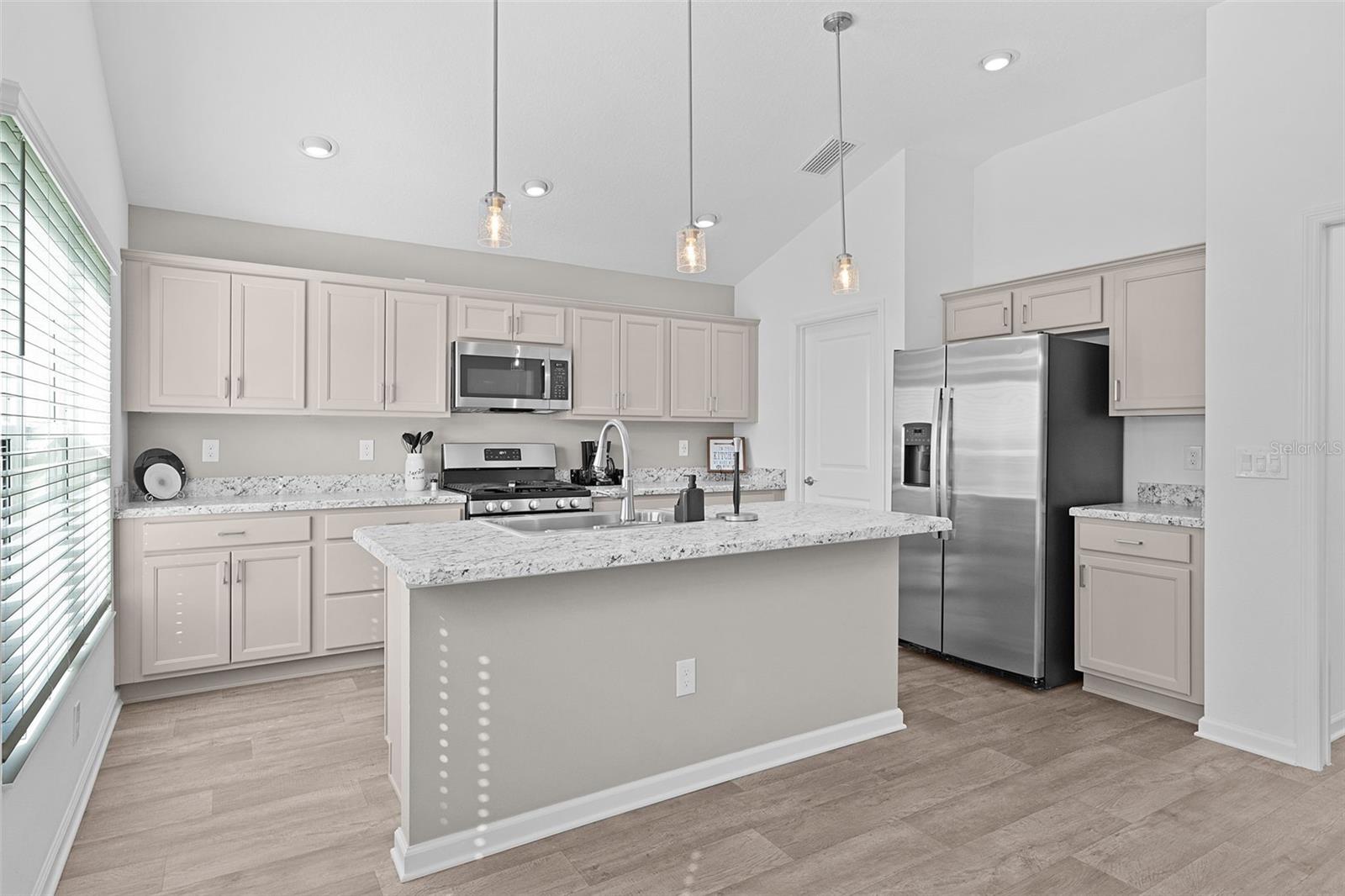 Image 8 of 42 For 3358 Brianna Lane