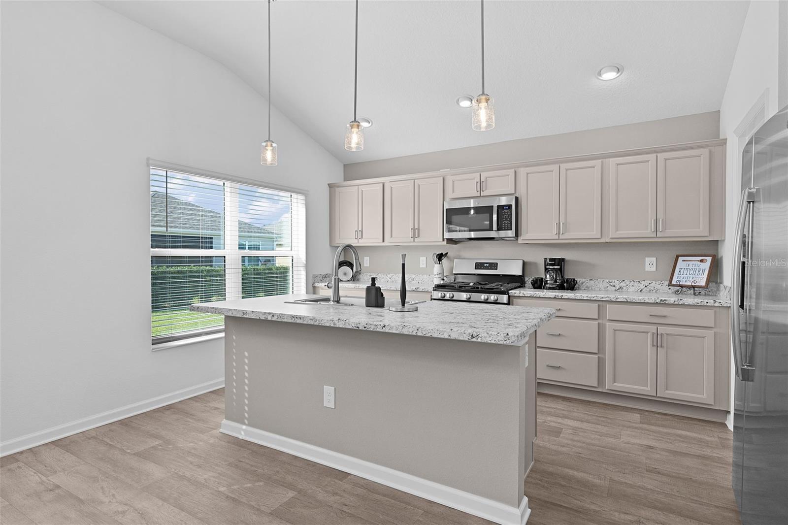 Image 9 of 42 For 3358 Brianna Lane