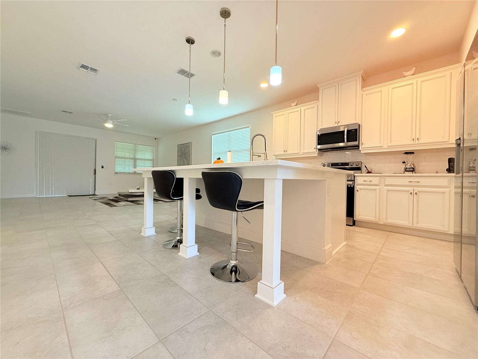 Image 4 of 22 For 3112 Oxbow Court