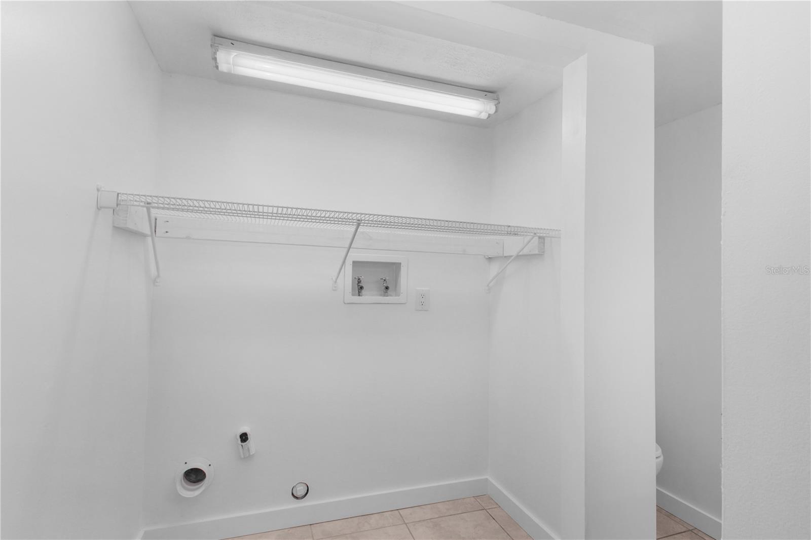 Image 17 of 30 For 401 Terrace Court