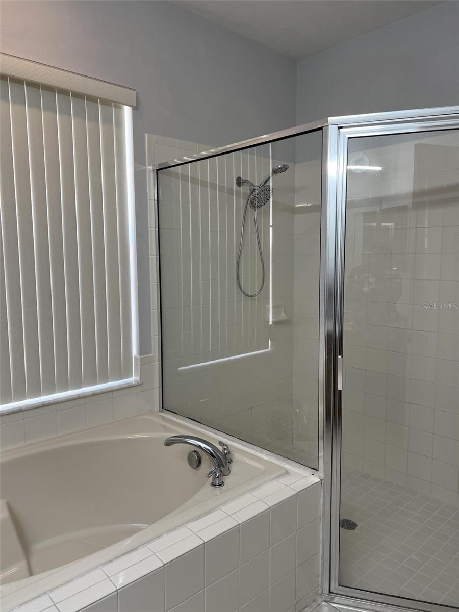 Image 10 of 18 For 4000 Bougainvillea Place