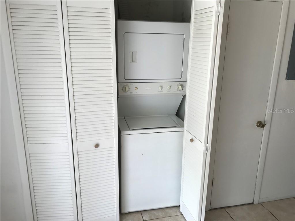 Image 4 of 10 For 3552 Khayyam Avenue