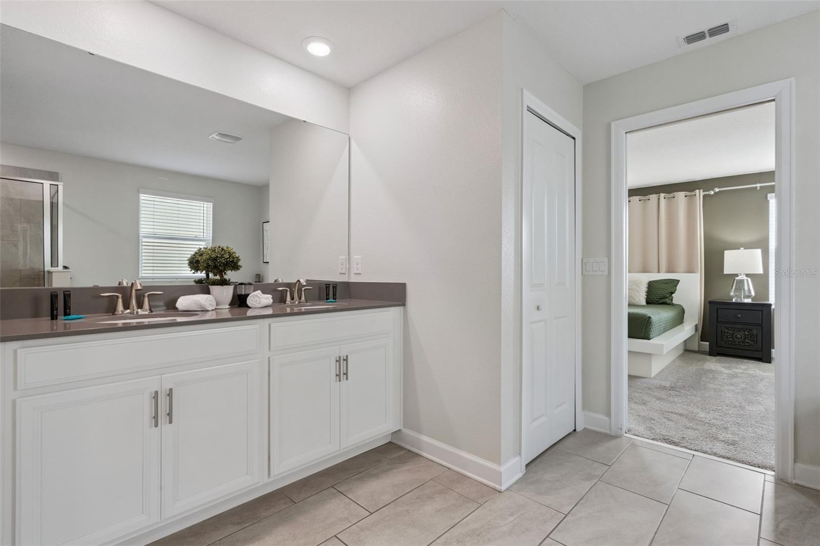 Image 13 of 48 For 4501 Target Boulevard