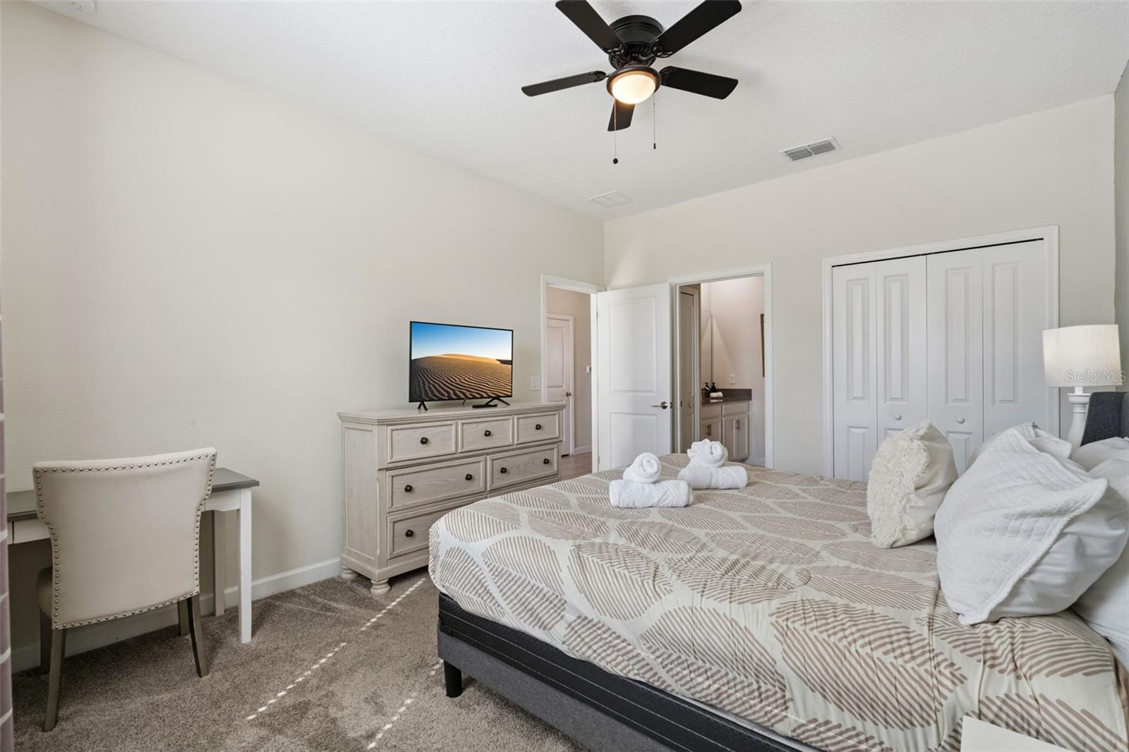 Image 16 of 48 For 4501 Target Boulevard