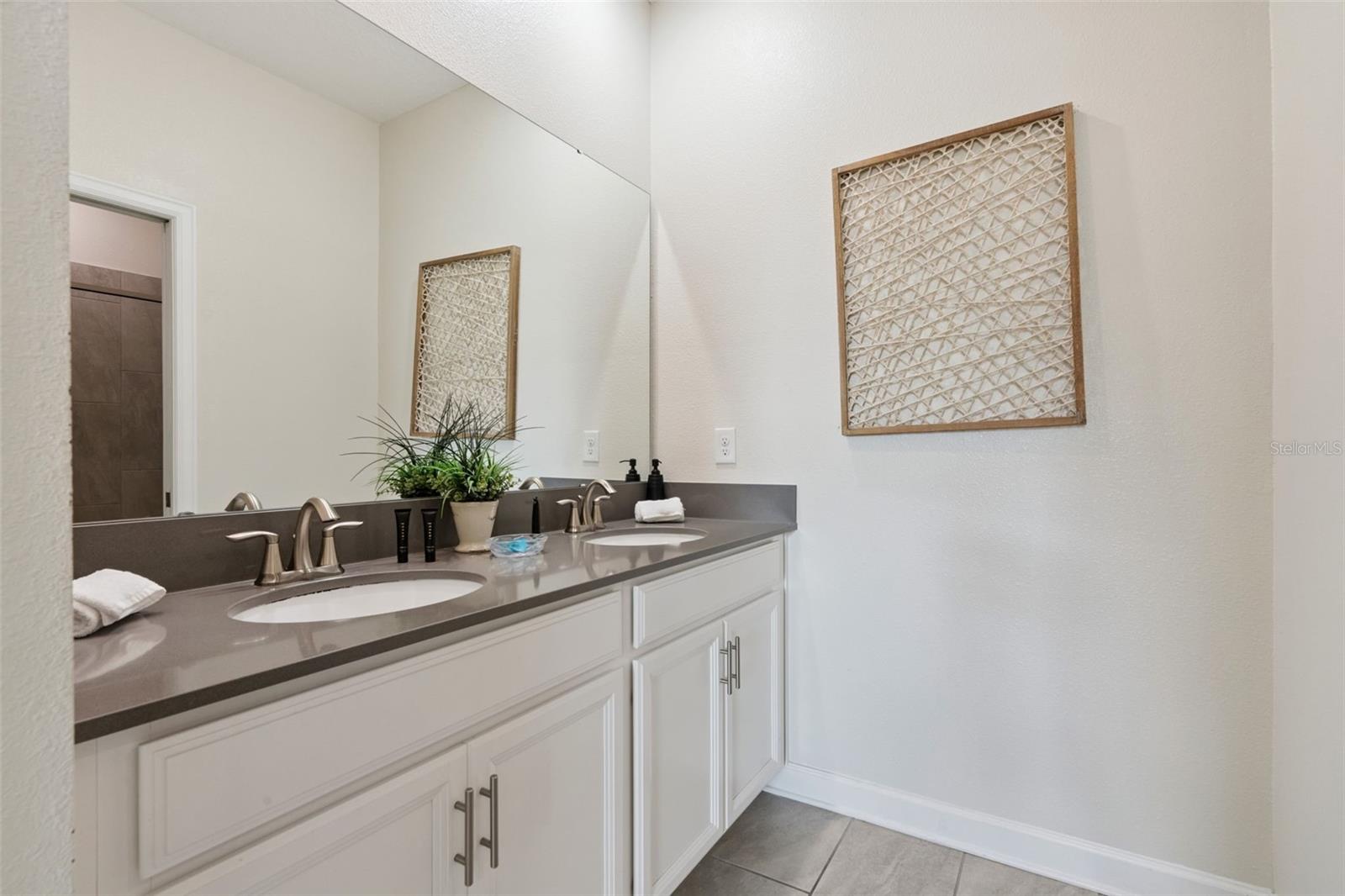 Image 25 of 48 For 4501 Target Boulevard