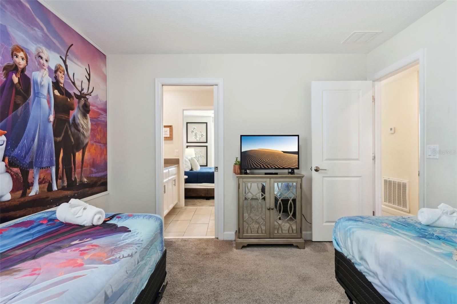 Image 27 of 48 For 4501 Target Boulevard