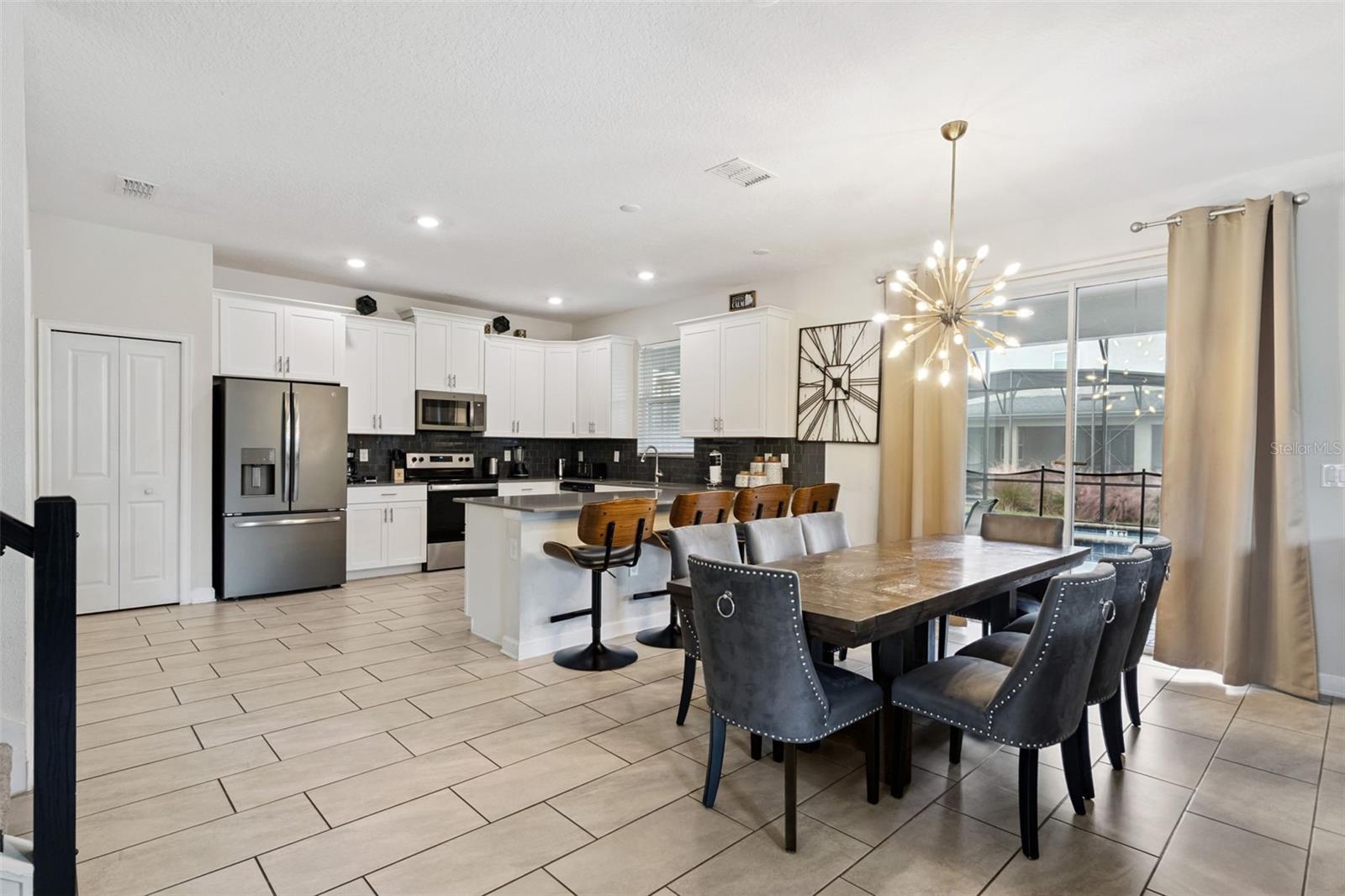 Image 4 of 48 For 4501 Target Boulevard