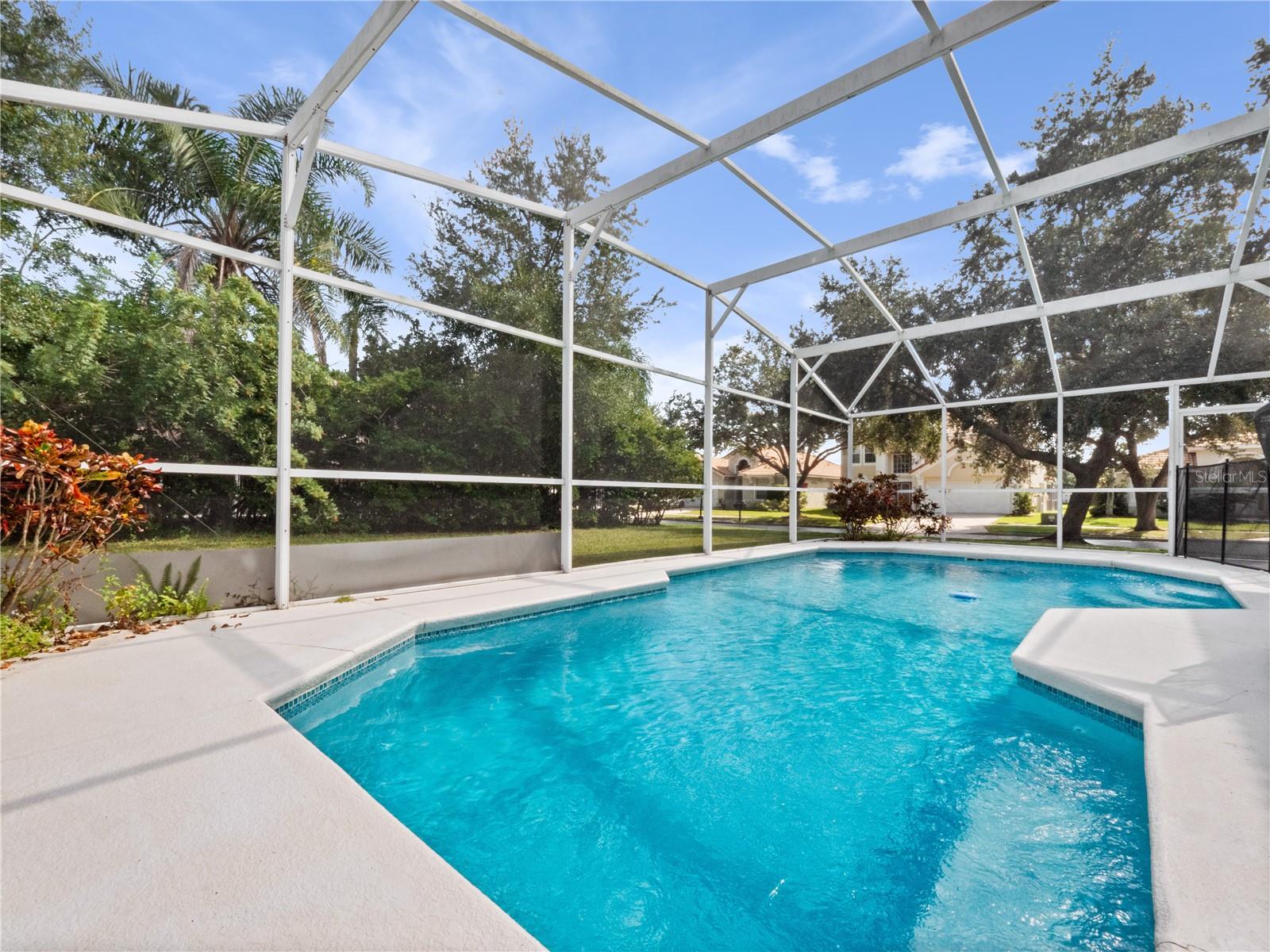 Image 15 of 35 For 6457 Winder Oaks Boulevard